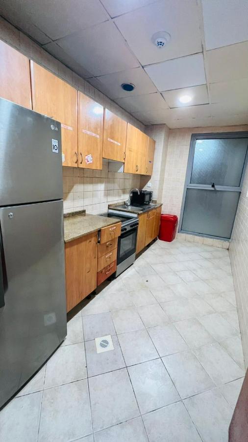 Homestay Charming Partition In Barsha Heights Near Icm *