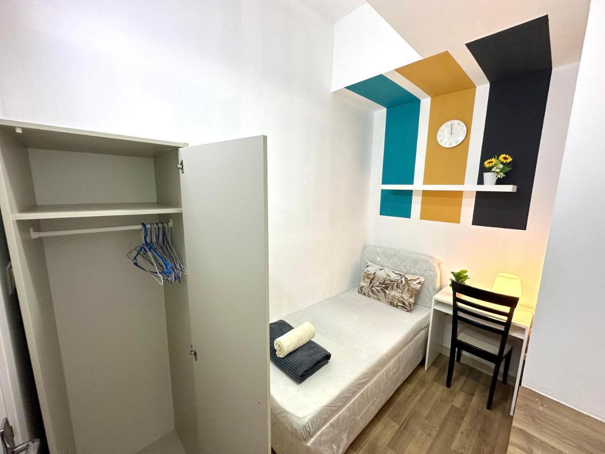 Homestay Charming Partition In Barsha Heights Near Icm